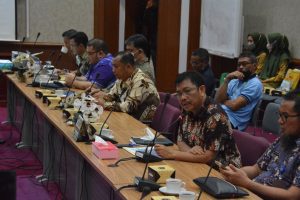 Komisi I Gelar Rapat Dengar Pendapat dengan Bappedalitbang Provinsi Riau